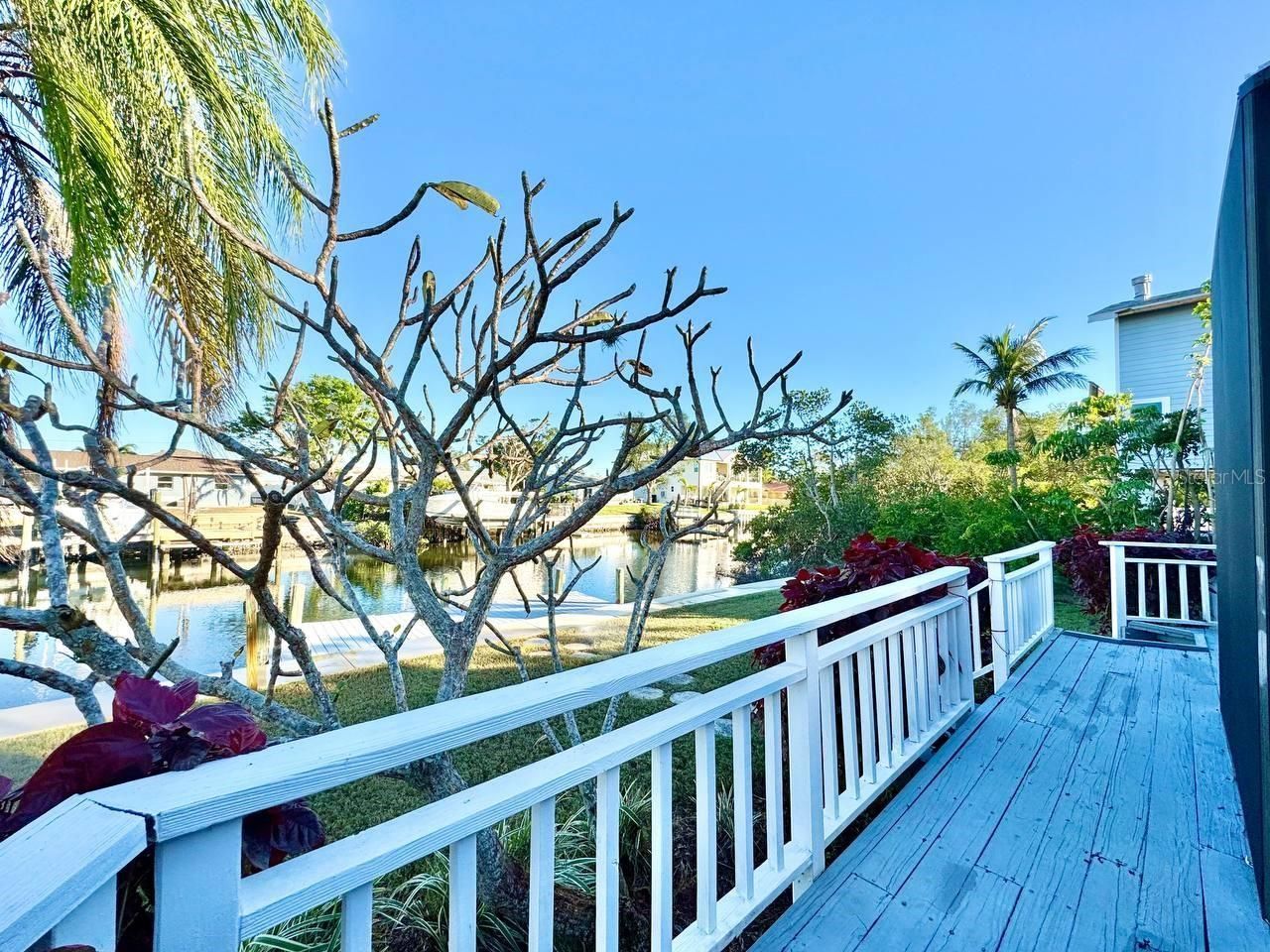 4112 Beach Drive Se, Saint Petersburg, FL 33705 Photo