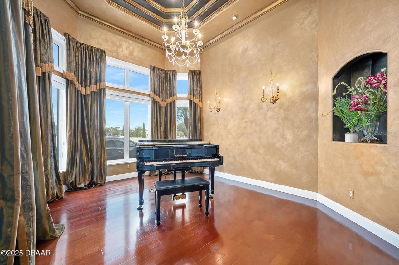 602 Tomoka Avenue, Ormond Beach, FL 32174 Photo