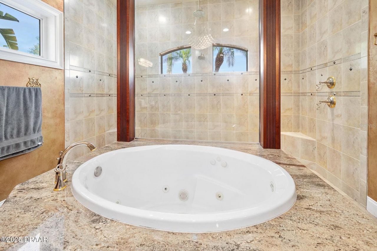 602 Tomoka Avenue, Ormond Beach, FL 32174 Photo
