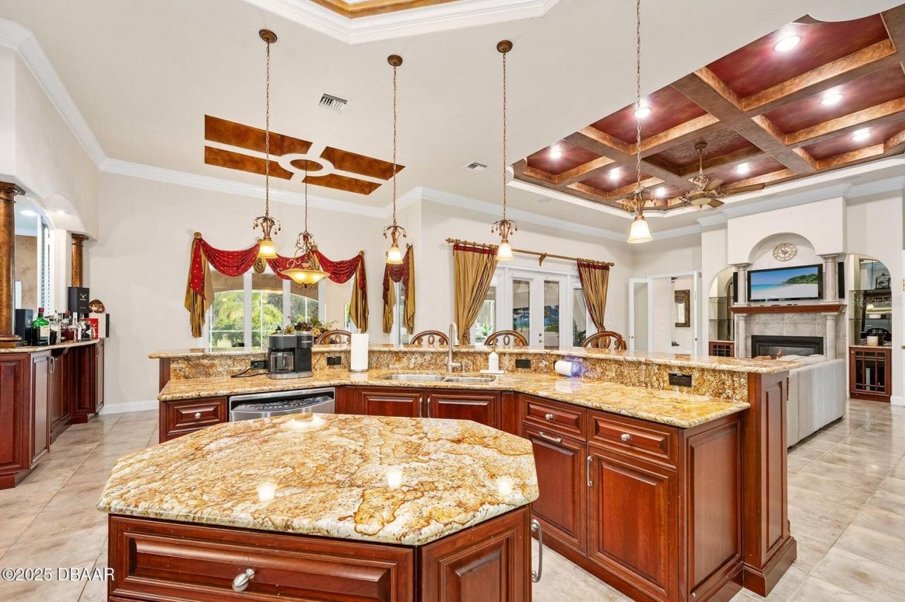 602 Tomoka Avenue, Ormond Beach, FL 32174 Photo