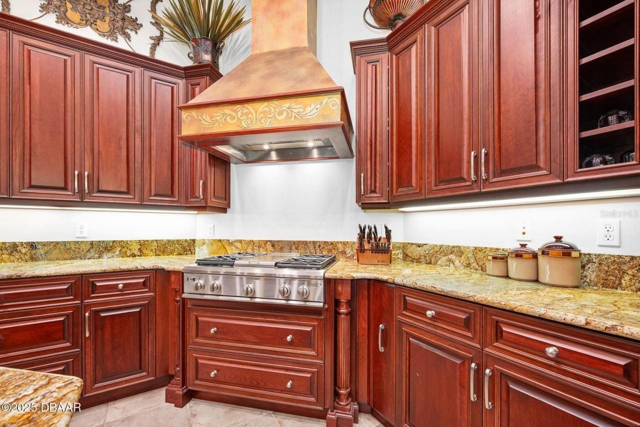 602 Tomoka Avenue, Ormond Beach, FL 32174 Photo