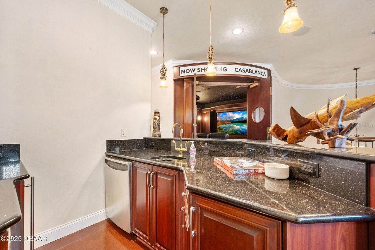 602 Tomoka Avenue, Ormond Beach, FL 32174 Photo
