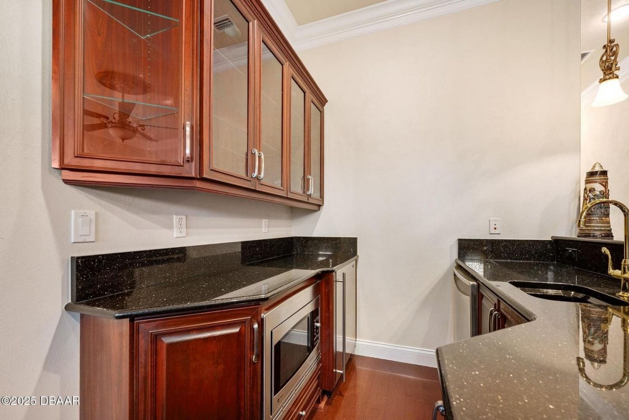 602 Tomoka Avenue, Ormond Beach, FL 32174 Photo
