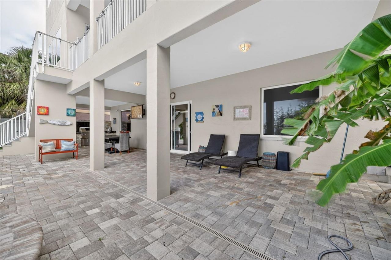 13 Treasure Ln, Treasure Island, FL 33706 Photo