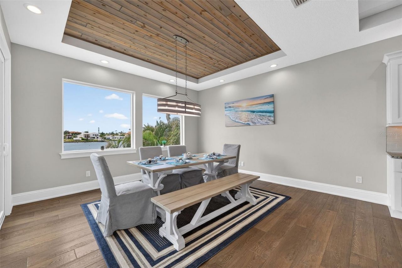 13 Treasure Ln, Treasure Island, FL 33706 Photo