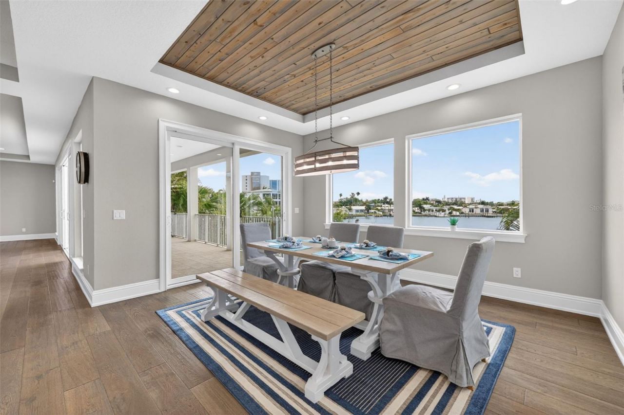 13 Treasure Ln, Treasure Island, FL 33706 Photo