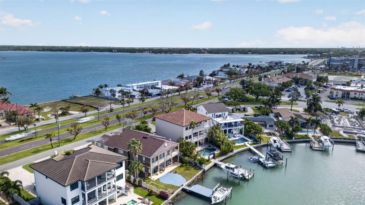 13 Treasure Ln, Treasure Island, FL 33706 Photo