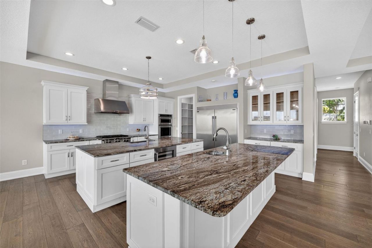 13 Treasure Ln, Treasure Island, FL 33706 Photo