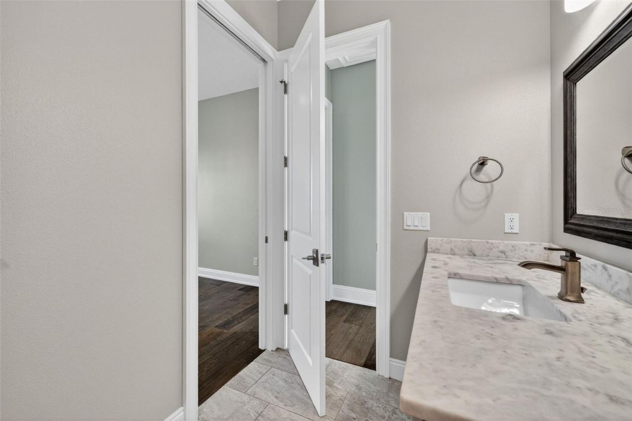 13 Treasure Ln, Treasure Island, FL 33706 Photo