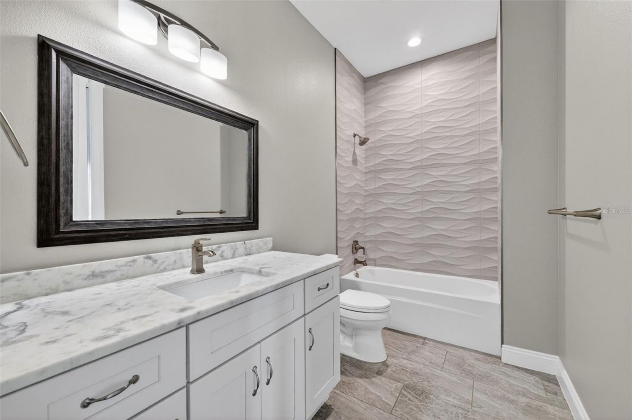 13 Treasure Ln, Treasure Island, FL 33706 Photo