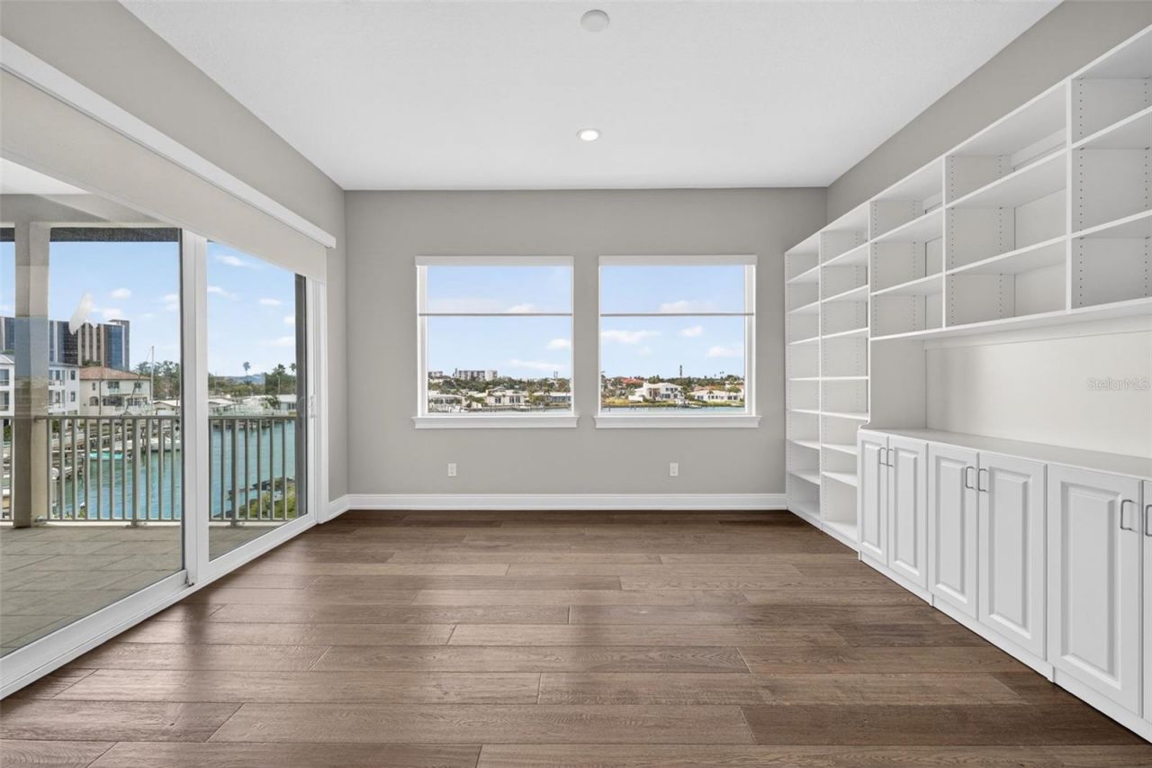 13 Treasure Ln, Treasure Island, FL 33706 Photo