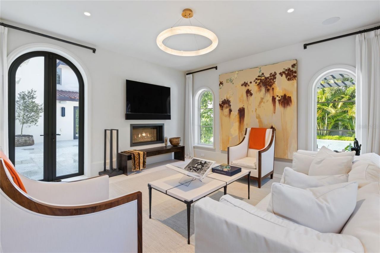 416 Brightwaters Boulevard Ne, Saint Petersburg, FL 33704 Photo