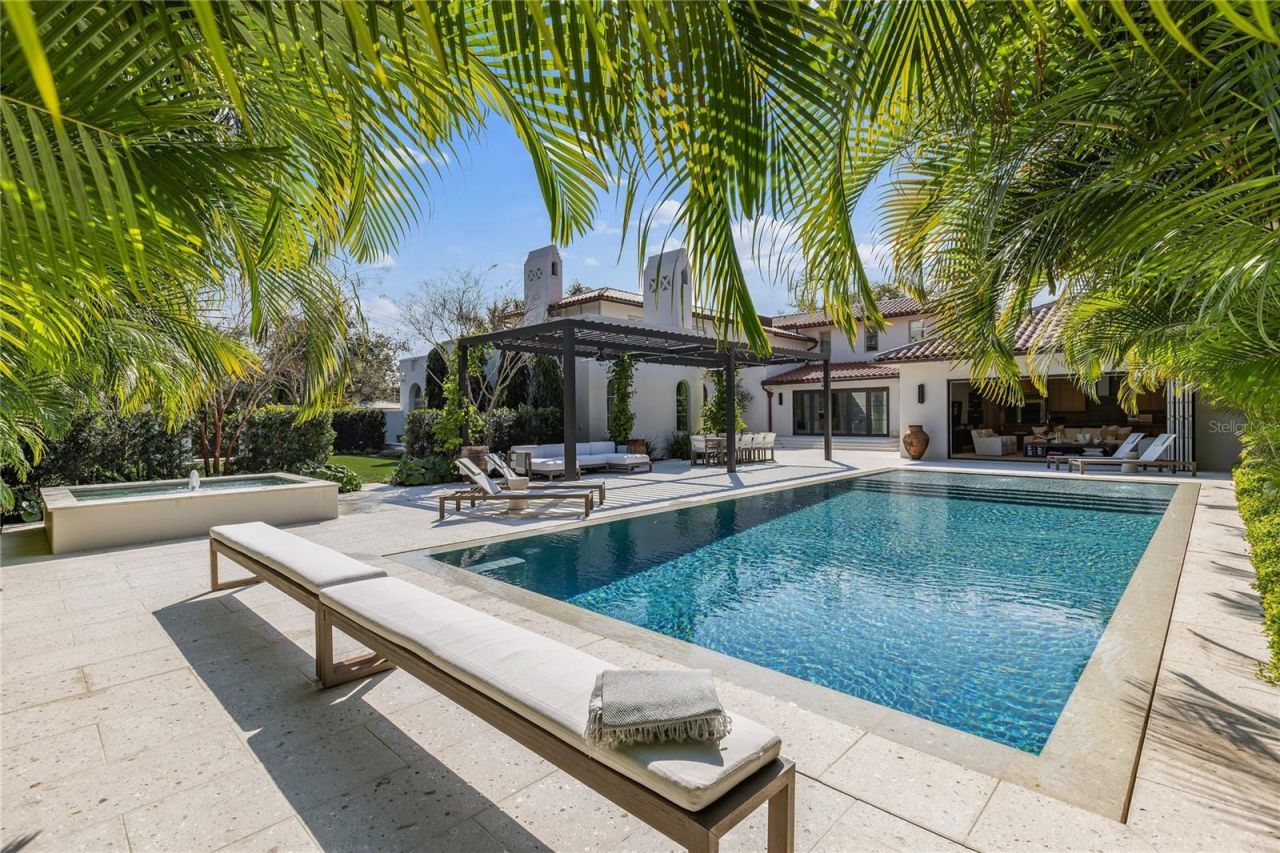 416 Brightwaters Boulevard Ne, Saint Petersburg, FL 33704 Photo