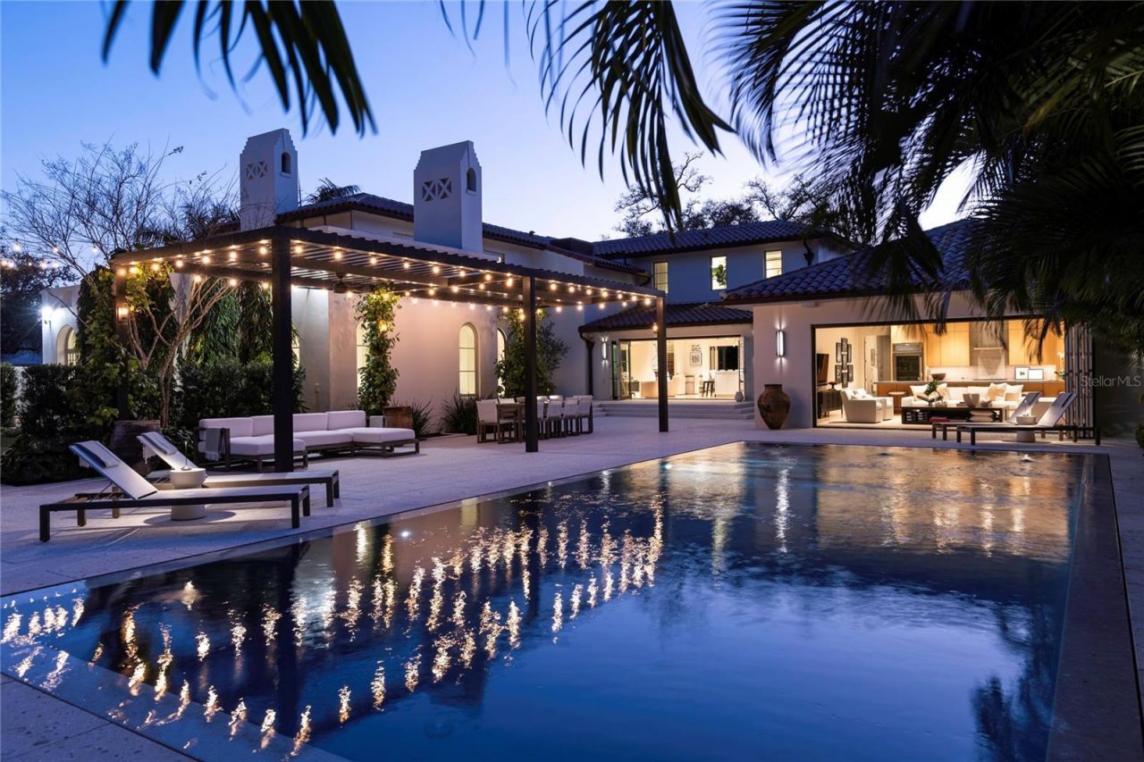 416 Brightwaters Boulevard Ne, Saint Petersburg, FL 33704 Photo