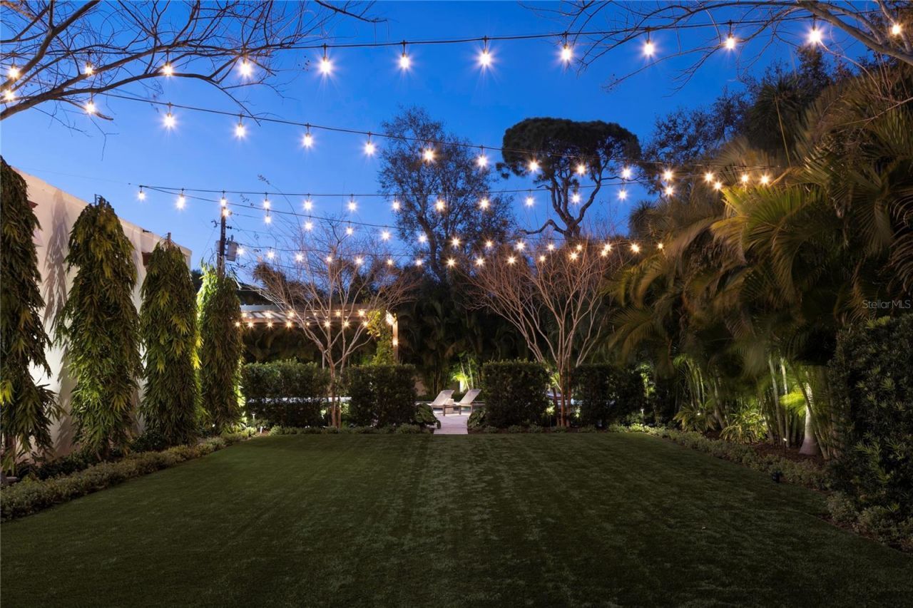 416 Brightwaters Boulevard Ne, Saint Petersburg, FL 33704 Photo