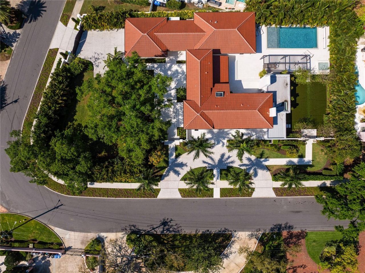 416 Brightwaters Boulevard Ne, Saint Petersburg, FL 33704 Photo