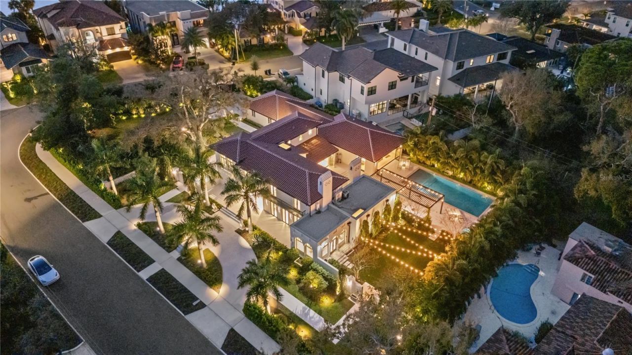 416 Brightwaters Boulevard Ne, Saint Petersburg, FL 33704 Photo