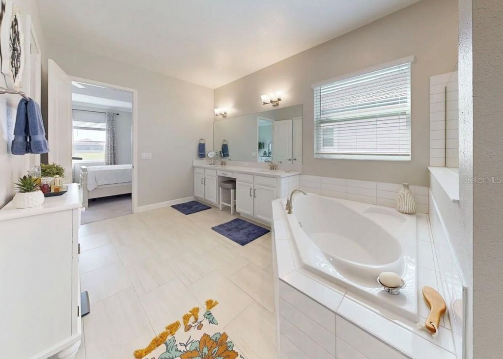 5336 Windy Grove Drive, Wimauma, FL 33598 Photo