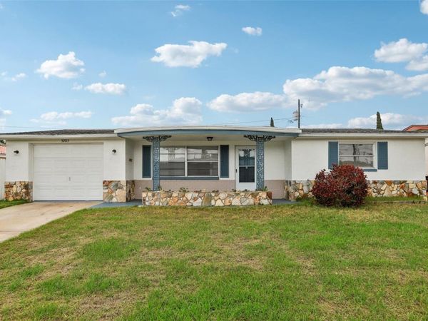 5203 OVERTON DRIVE , NEW PORT RICHEY, FL 34652