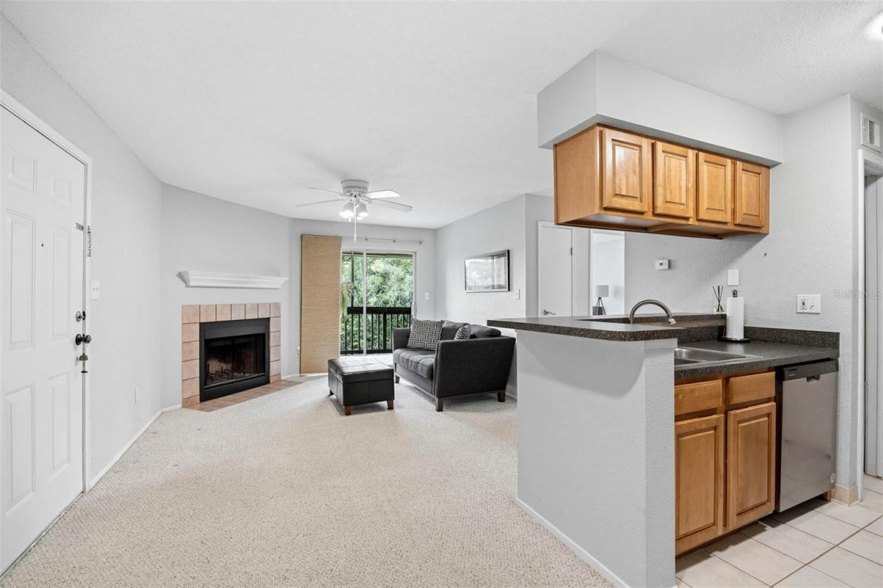 9100 Dr Martin Luther King Jr Street N, Unit 406, Saint Petersburg, FL 33702 Photo