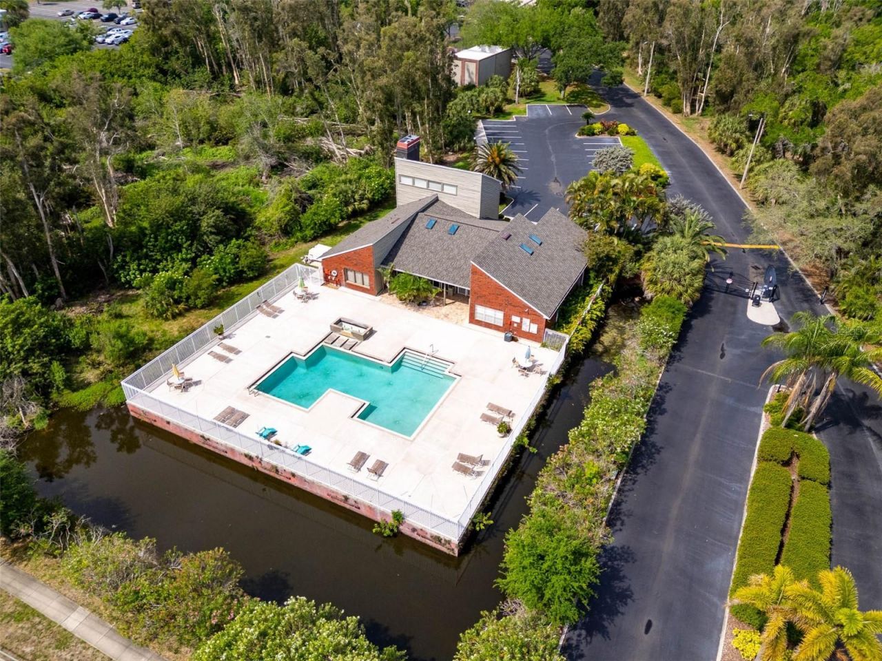 9100 Dr Martin Luther King Jr Street N, Unit 406, Saint Petersburg, FL 33702 Photo