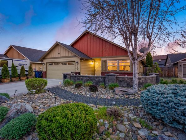 2158 NW Kilnwood Place, Redmond, OR 97756