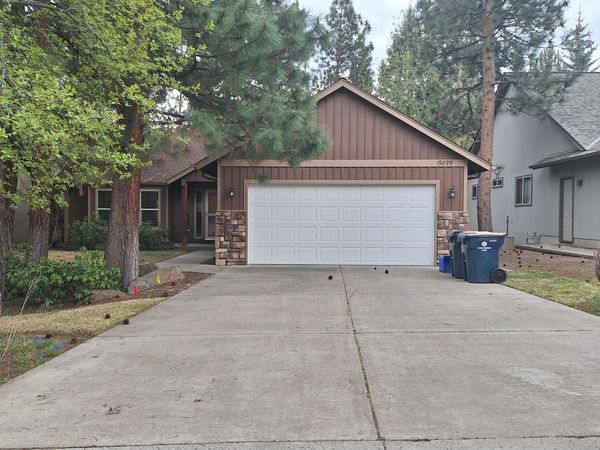 19899 Porcupine Drive, Bend, OR 97702
