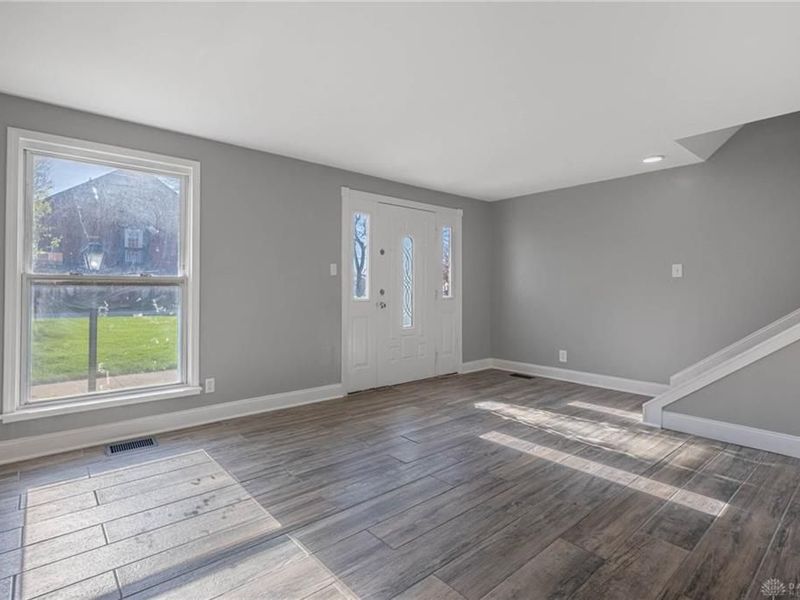 2416 Rona Village Boulevard, Fairborn, OH 45324 Photo 4