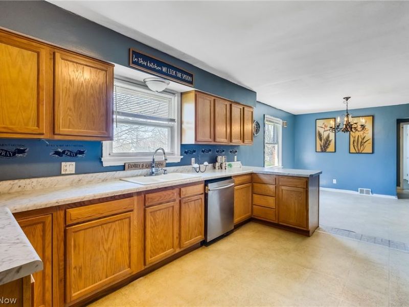 321 Porter Avenue, Campbell, OH 44405 Photo 17