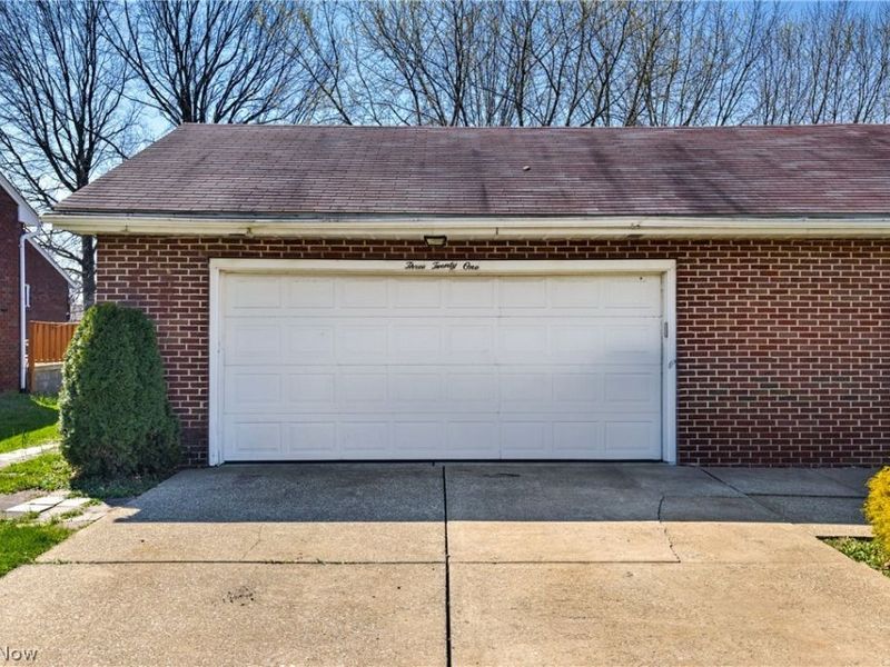 321 Porter Avenue, Campbell, OH 44405 Photo 3