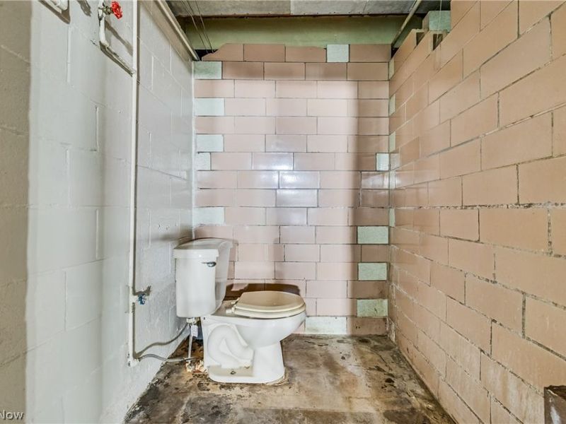 321 Porter Avenue, Campbell, OH 44405 Photo 32