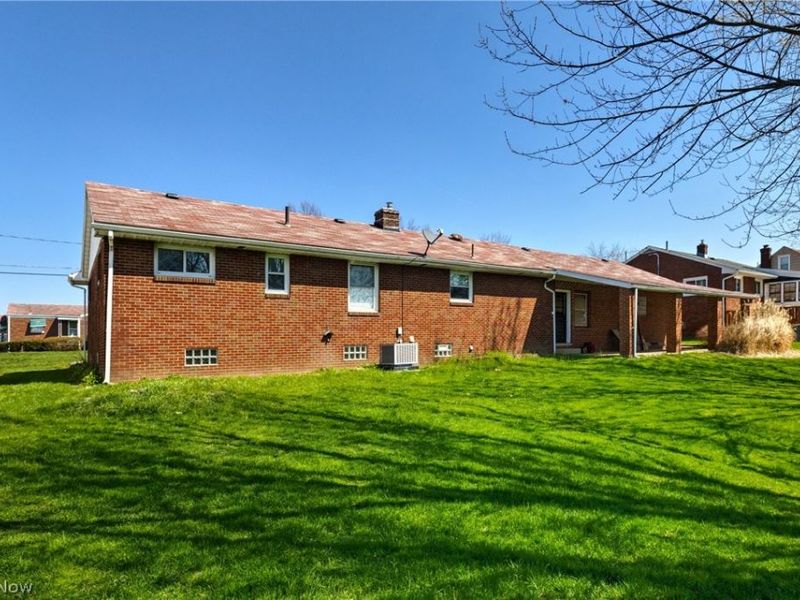 321 Porter Avenue, Campbell, OH 44405 Photo 6