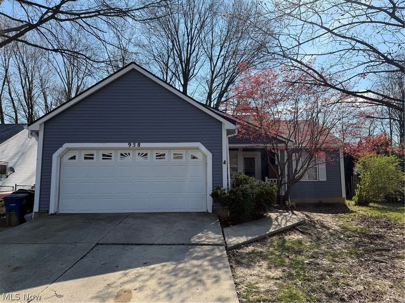 958 Timothy Drive, Columbus, OH 43230 Photo 1