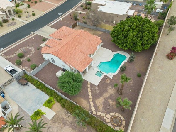 949 E KNOLL Street, Mesa, AZ 85203