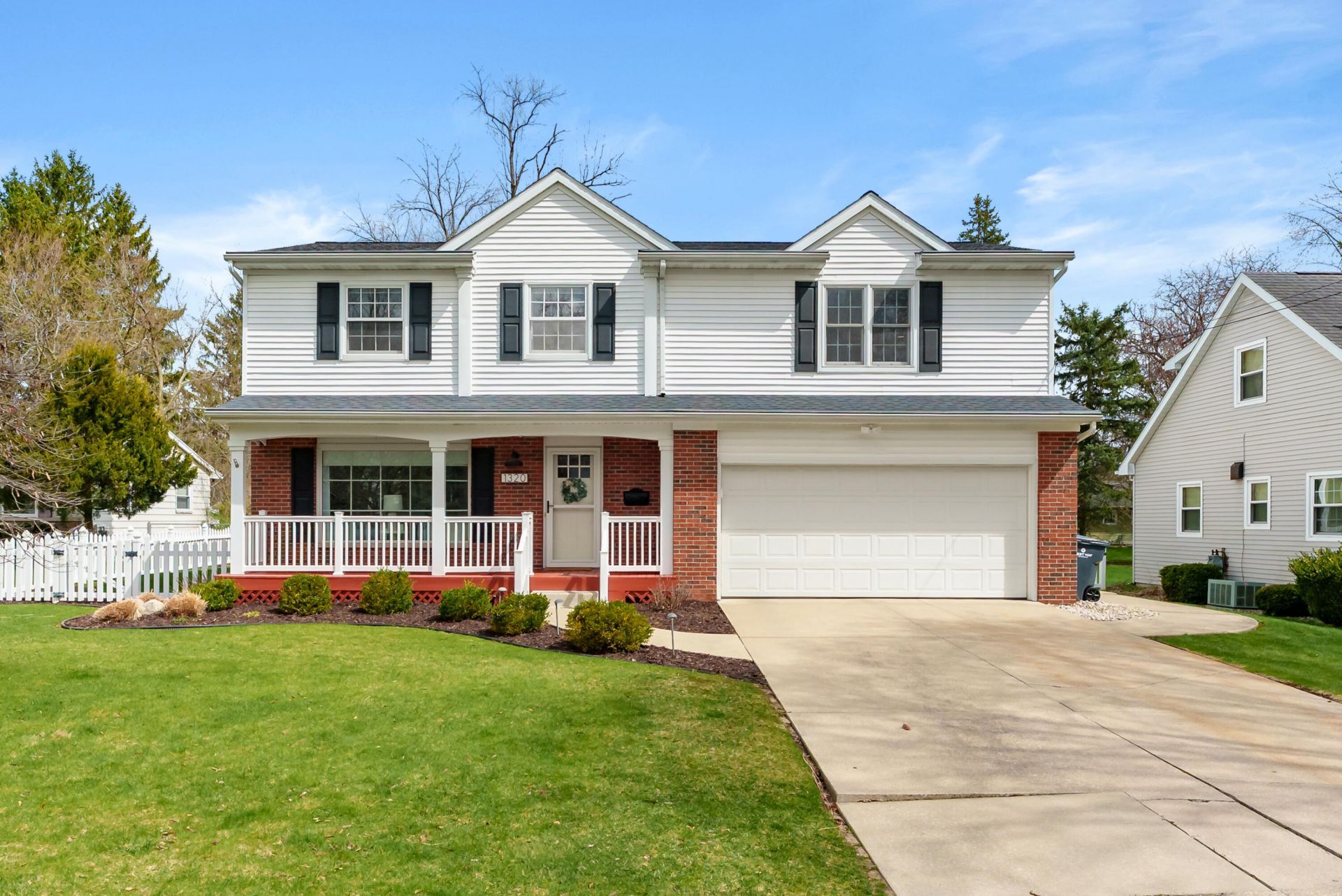 1320 Highgate Road, Kalamazoo, MI 49006 Main Photo