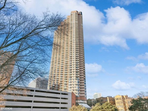 3660 N Lake Shore Drive , Unit 2507, Chicago, IL 60613