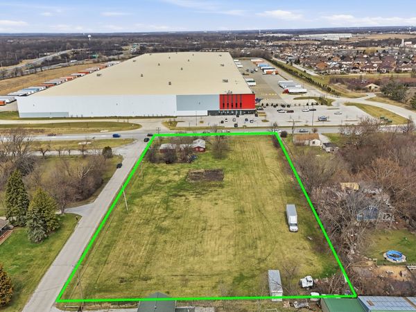 18301 Le Claire Avenue , Country Club Hills, IL 60478