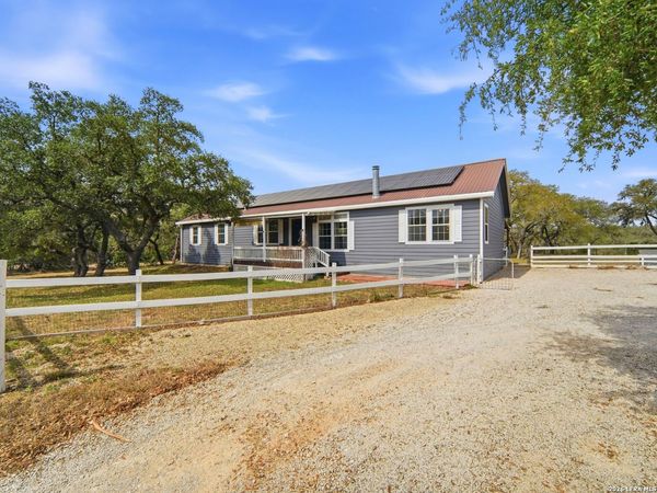 6267 COUNTY ROAD 251, Hondo, TX 78861