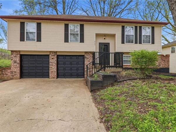 2101 NW 64th Terrace, Kansas City, MO 64151