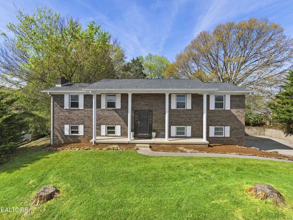 7525 Pinen Drive, Knoxville, TN 37938