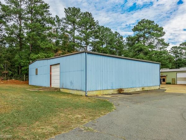 1326 East Street , Minden, LA 71055