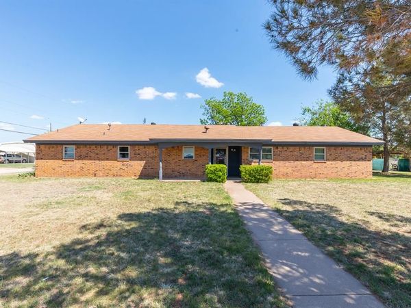 903 Ave Q, Anson, TX 79501
