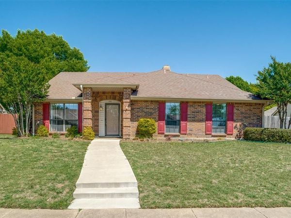 555 Gillespie Drive, Allen, TX 75002