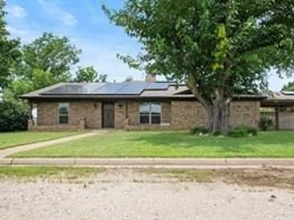 2200 SE 26th Avenue , Mineral Wells, TX 76067
