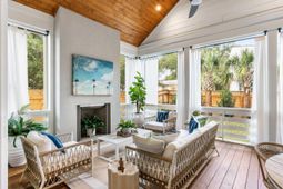 452 Morrison Street photo 4