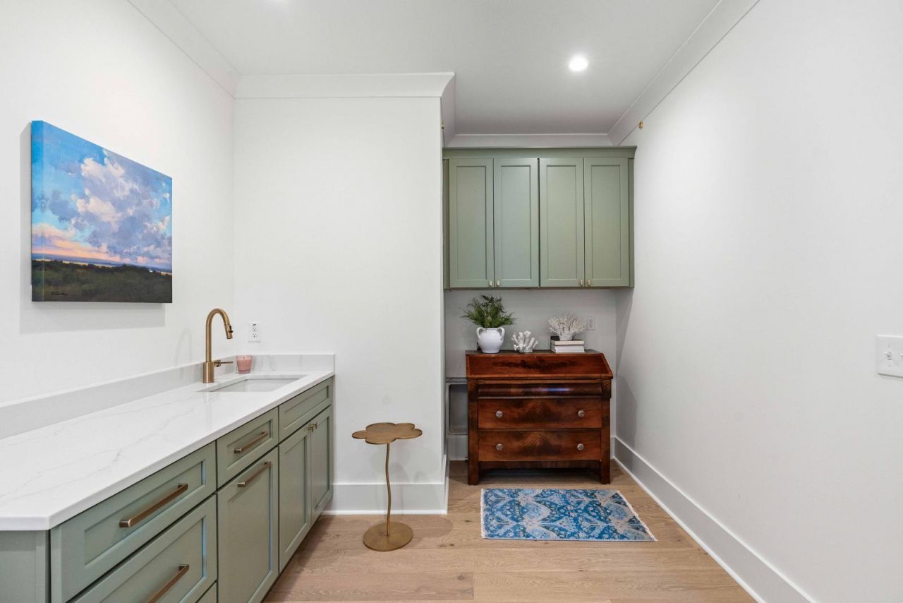 452 Morrison Street Photo 46