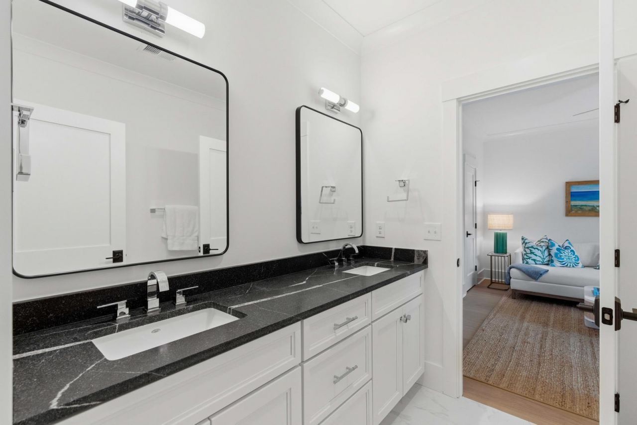 452 Morrison Street Photo 50