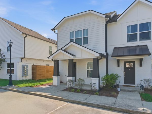 212 W Mill Dr , Nashville, TN 37209