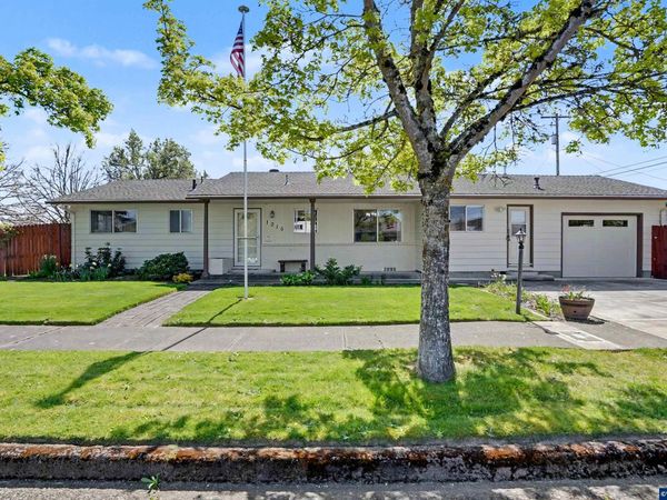 1016 31st Av SE, Albany, OR 97322