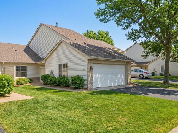 7855 Forest Boulevard, Unit D, Woodbury, MN 55125